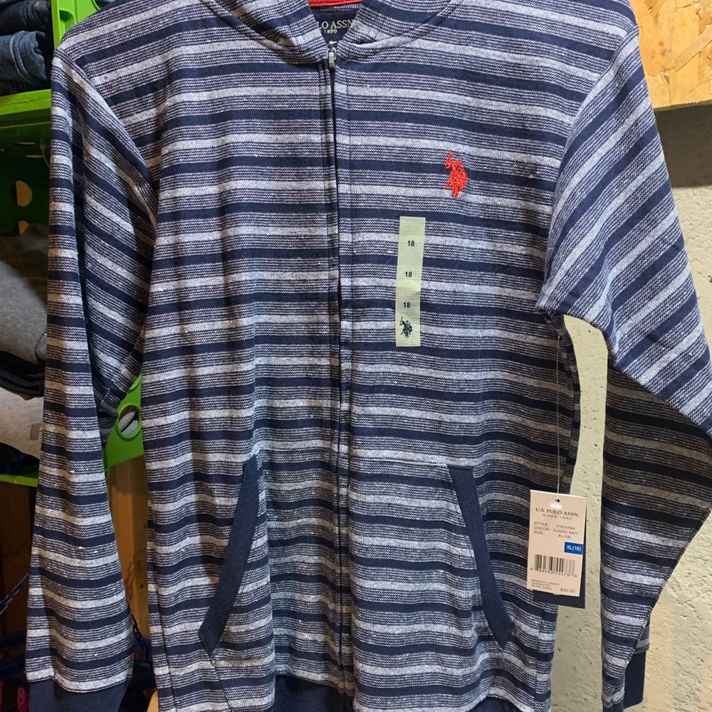 Light Jacket - Picture 4 of 5